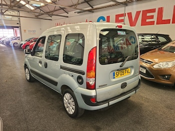 Used Renault Kangoo 2009 for sale - 76588650: Photo
