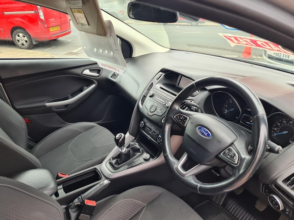 Used Ford Focus 2015 for sale - 67563785: Photo 5