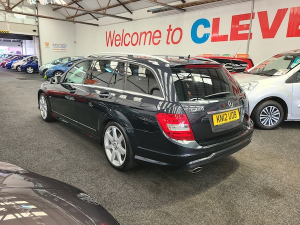 Used Mercedes-Benz C Class 2012 for sale - 74805942: Photo 3