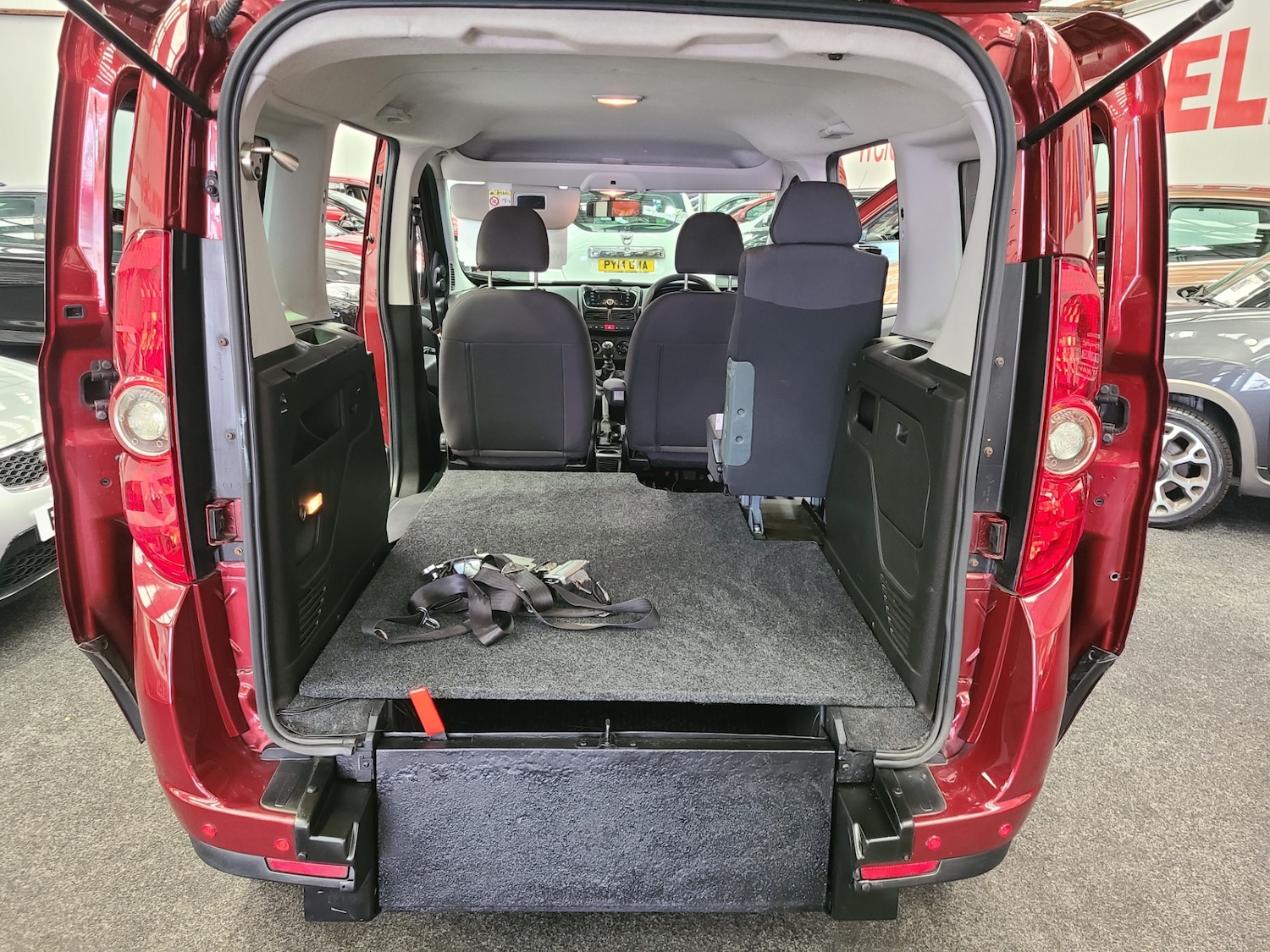 Used Fiat Doblo 2015 for sale - 75918947: Photo 8