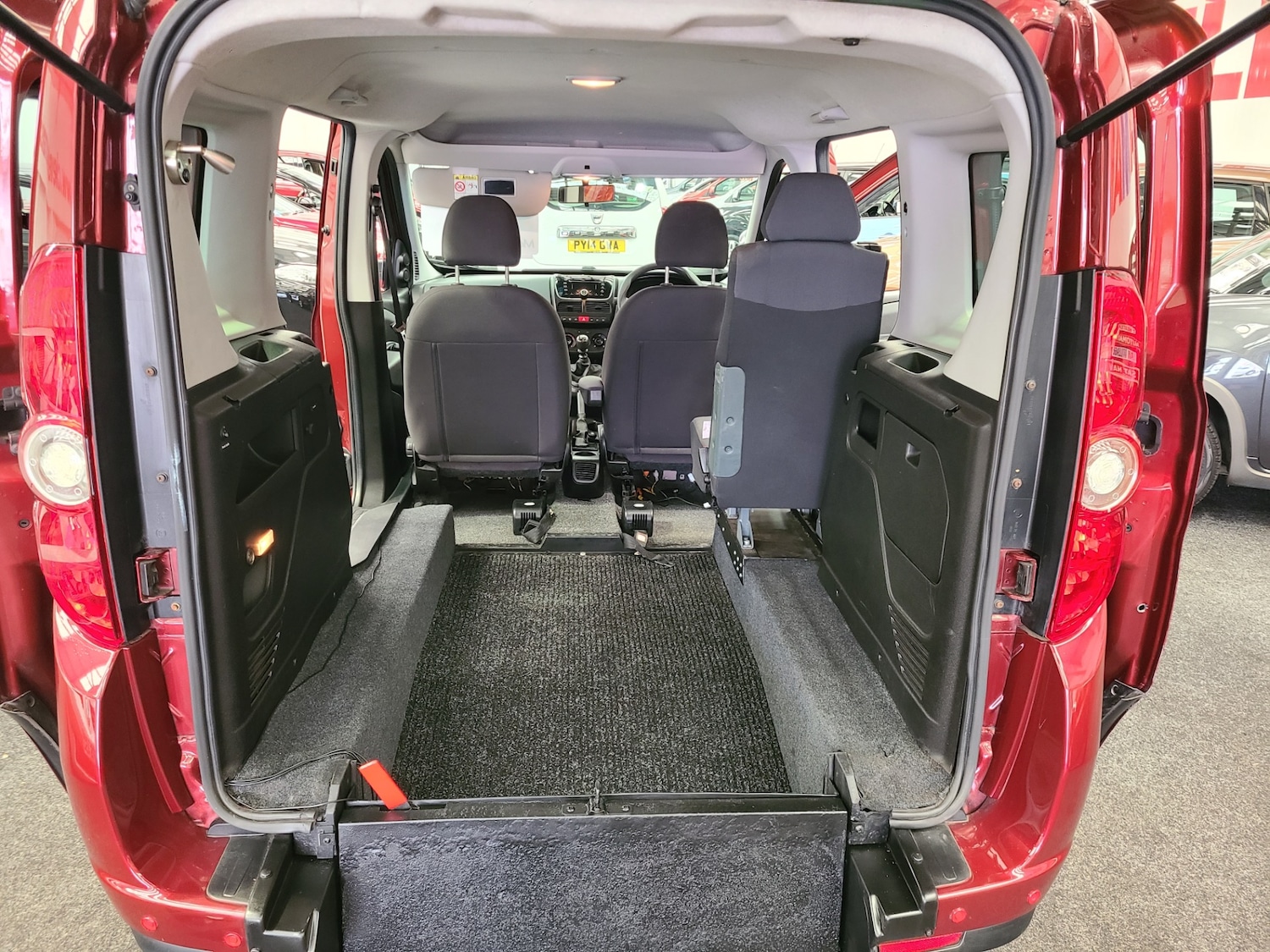 Used Fiat Doblo 2015 for sale - 75918947: Photo 9