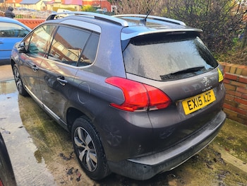 Used Peugeot 2008 2015 for sale - 76640096: Photo