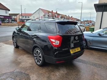 Used Ssangyong Tivoli 2016 for sale - 79537148: Photo