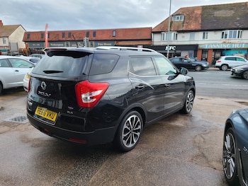 Used Ssangyong Tivoli 2016 for sale - 79537148: Photo