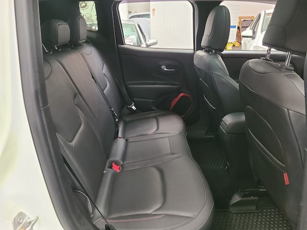 Used Jeep Renegade 2015 for sale - 76205729: Photo 6