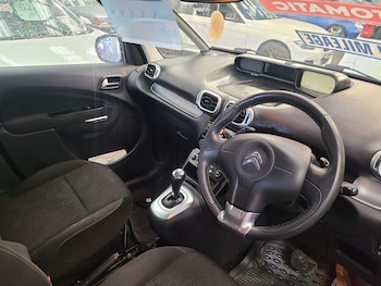 Used Citroen C3 Picasso 2015 for sale - 76588583: Photo