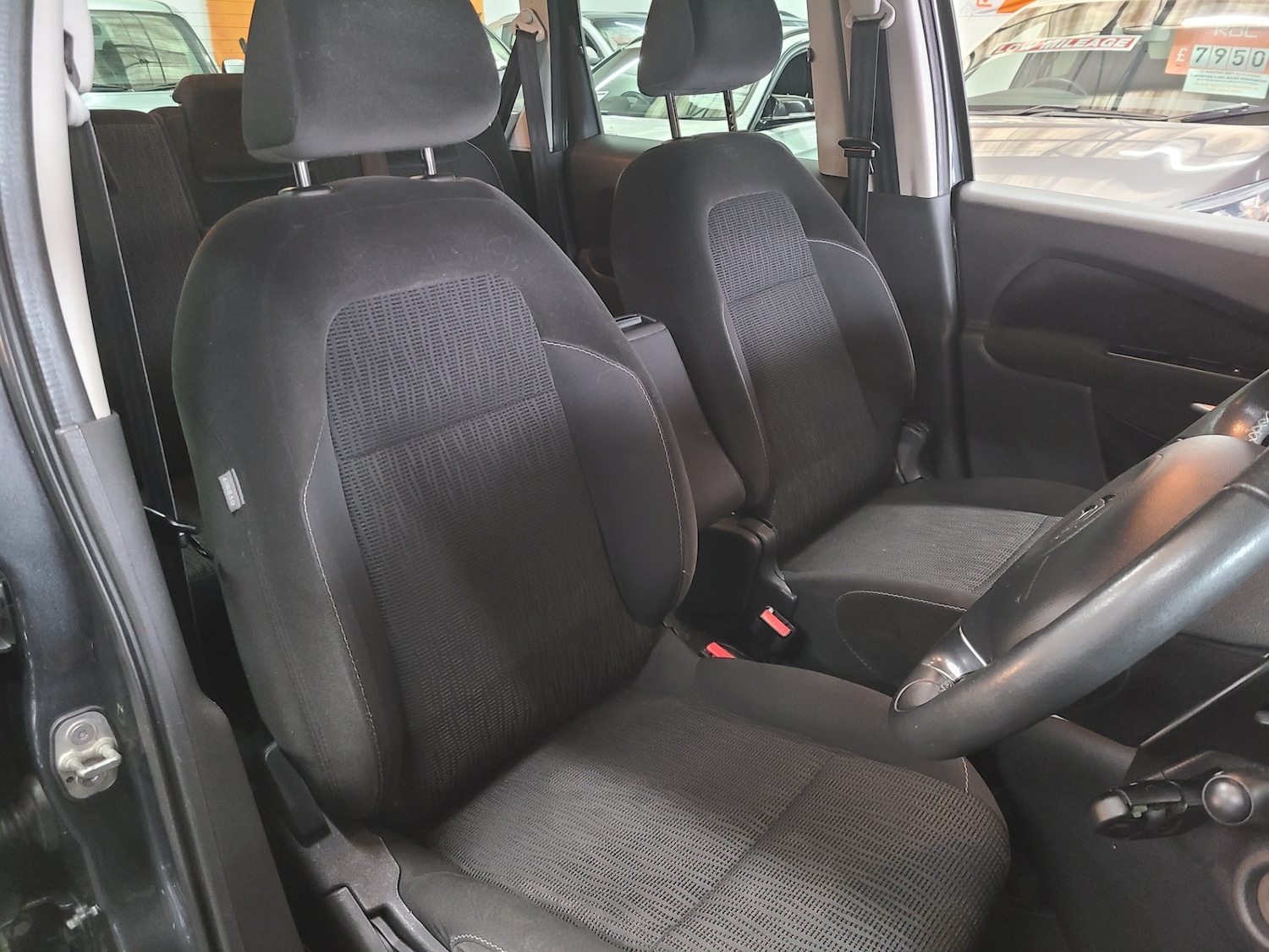 Used Citroen C3 Picasso 2015 for sale - 76588583: Photo 6