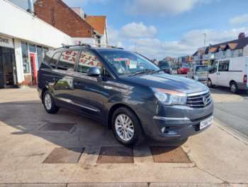 2017 (66) - Ssangyong Turismo
