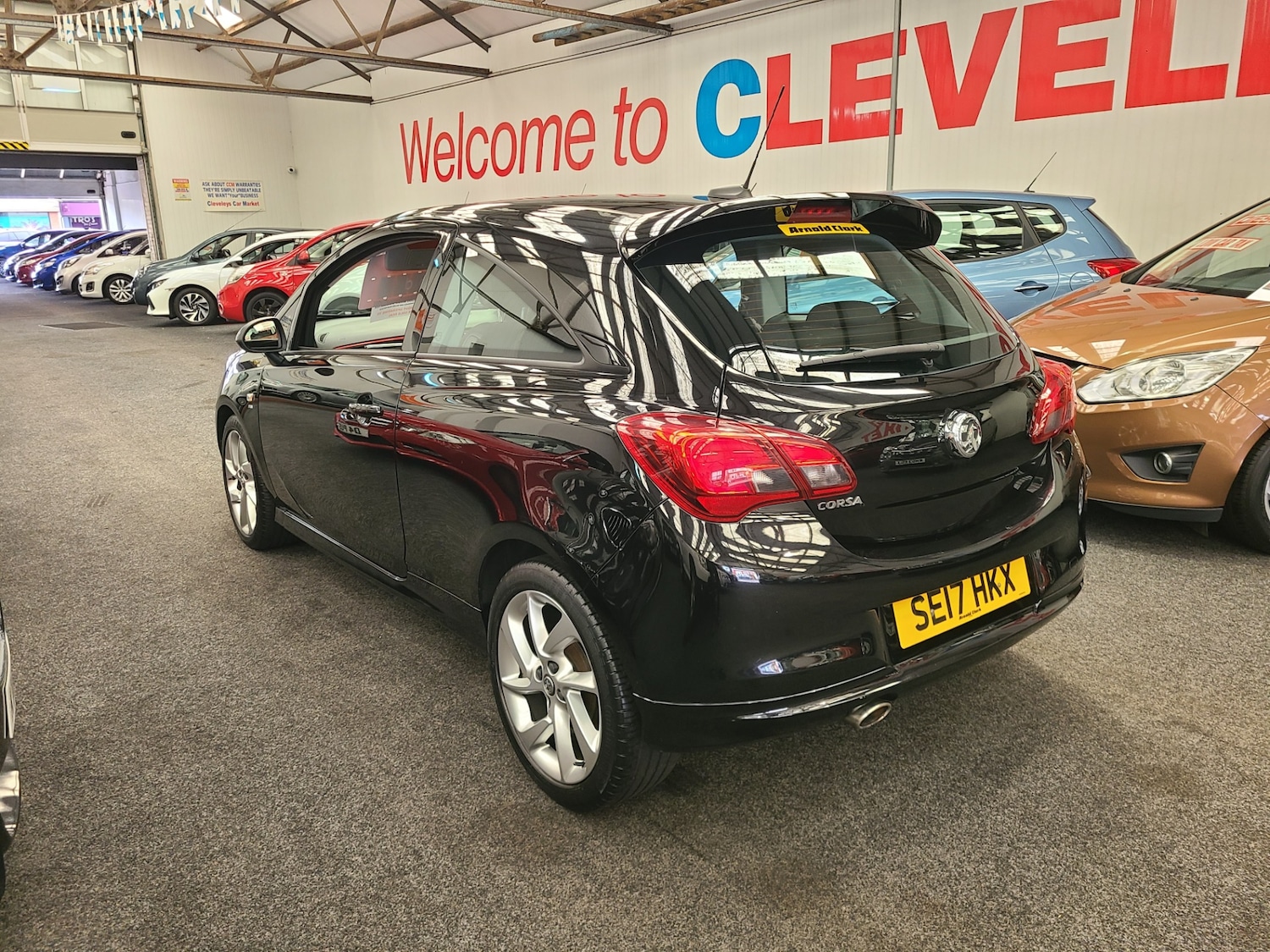 Used Vauxhall Corsa 2017 for sale - 75945612: Photo 2