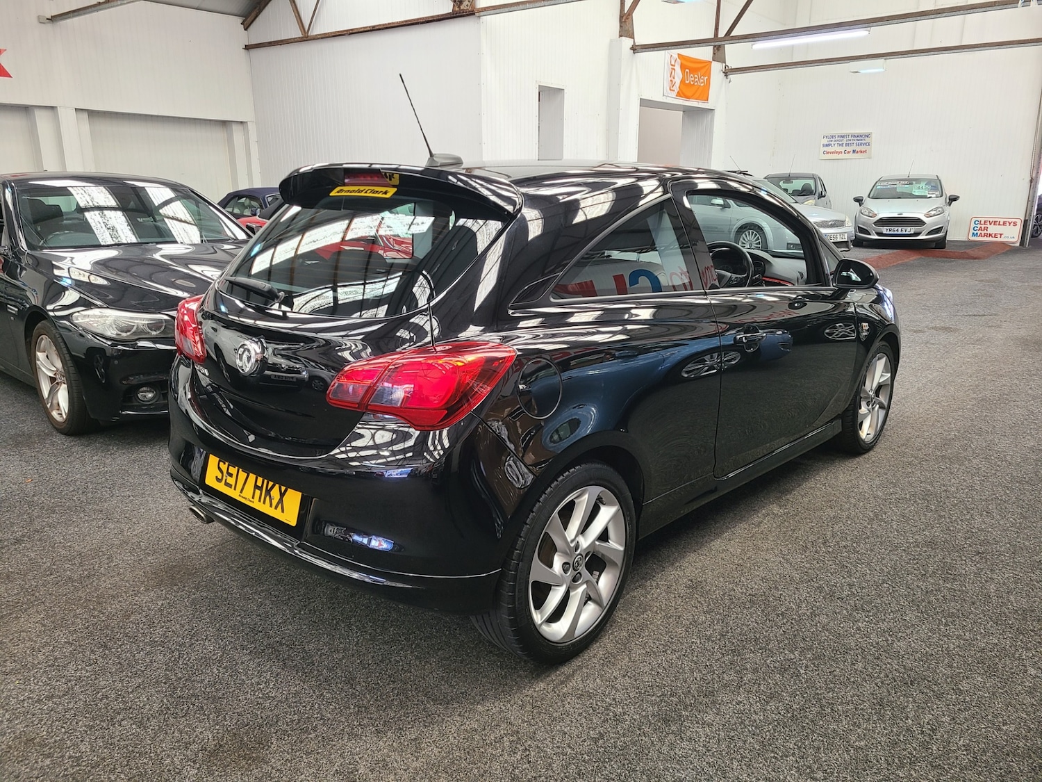 Used Vauxhall Corsa 2017 for sale - 75945612: Photo 3