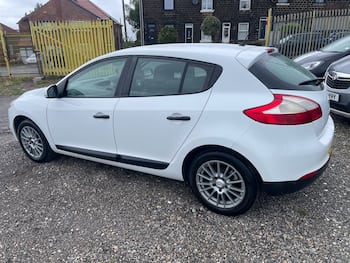 Used Renault Megane 2011 for sale - 79674481: Photo