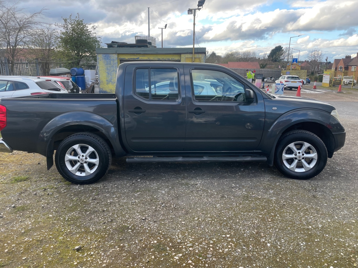 Used Nissan Navara 2006 for sale - 78084664: Photo 2