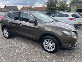 Used Nissan Qashqai 2014 for sale - 79604063: Photo