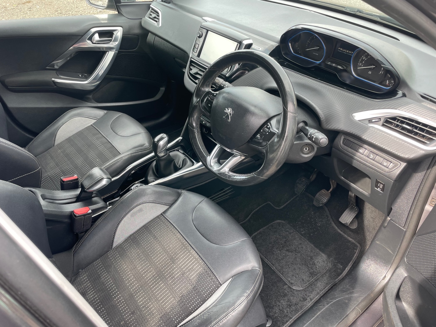 Used Peugeot 2008 2014 for sale - 77357208: Photo 13