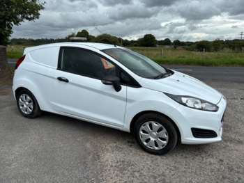 Used Ford Fiesta Van 2016 for sale - 75135056: Photo