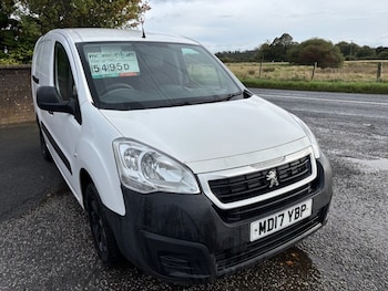 Used Peugeot Partner 2017 for sale - 76172889: Photo
