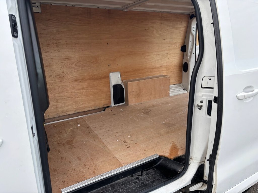 Used Vauxhall Vivaro 2020 for sale - 76386335: Photo 11