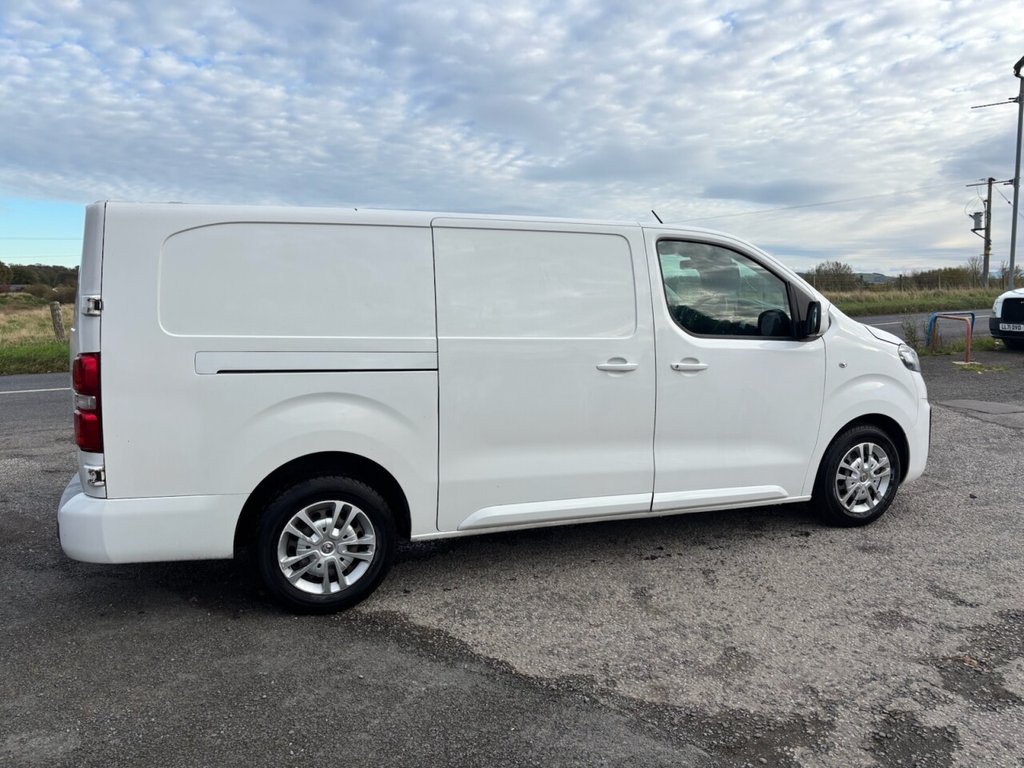 Used Vauxhall Vivaro 2020 for sale - 76386335: Photo 3