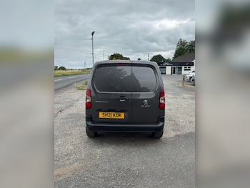 Used Peugeot Partner 2021 for sale - 75597150: Photo