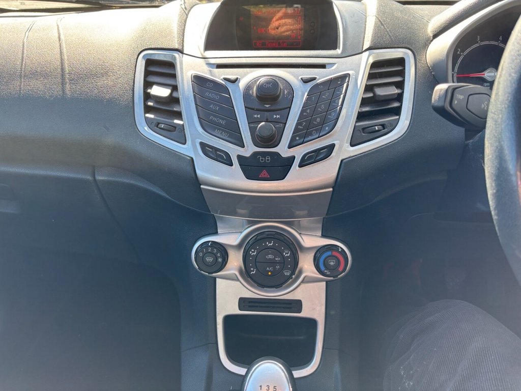 Used Ford Fiesta 2012 for sale - 76048063: Photo 12