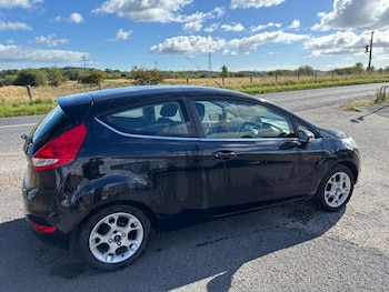 Used Ford Fiesta 2012 for sale - 76048063: Photo