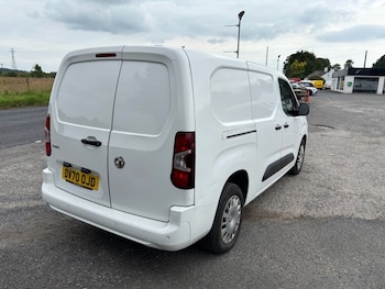 Used Vauxhall Combo 2020 for sale - 75275826: Photo