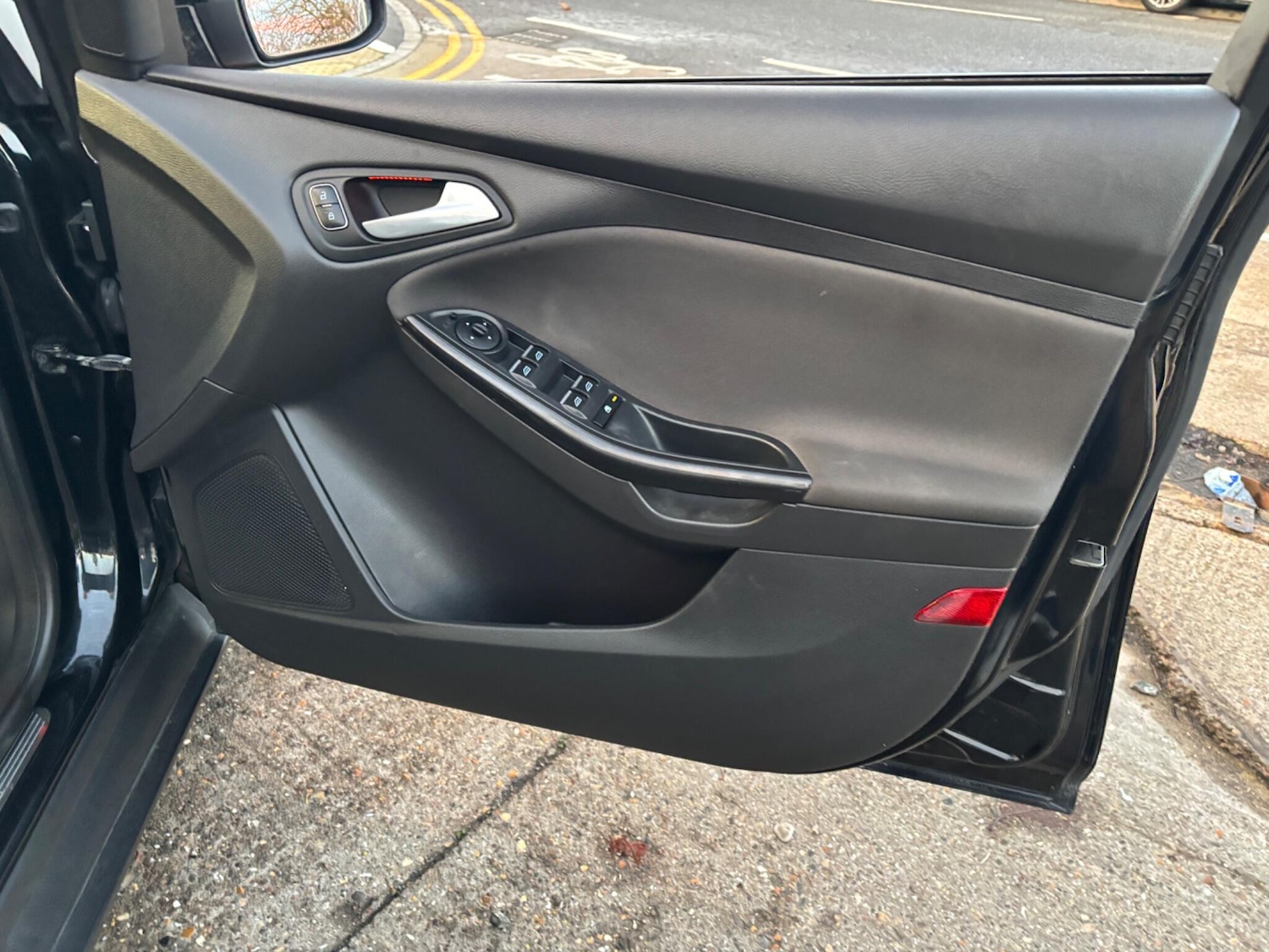 Used Ford Focus for sale - 76728197: Photo 16