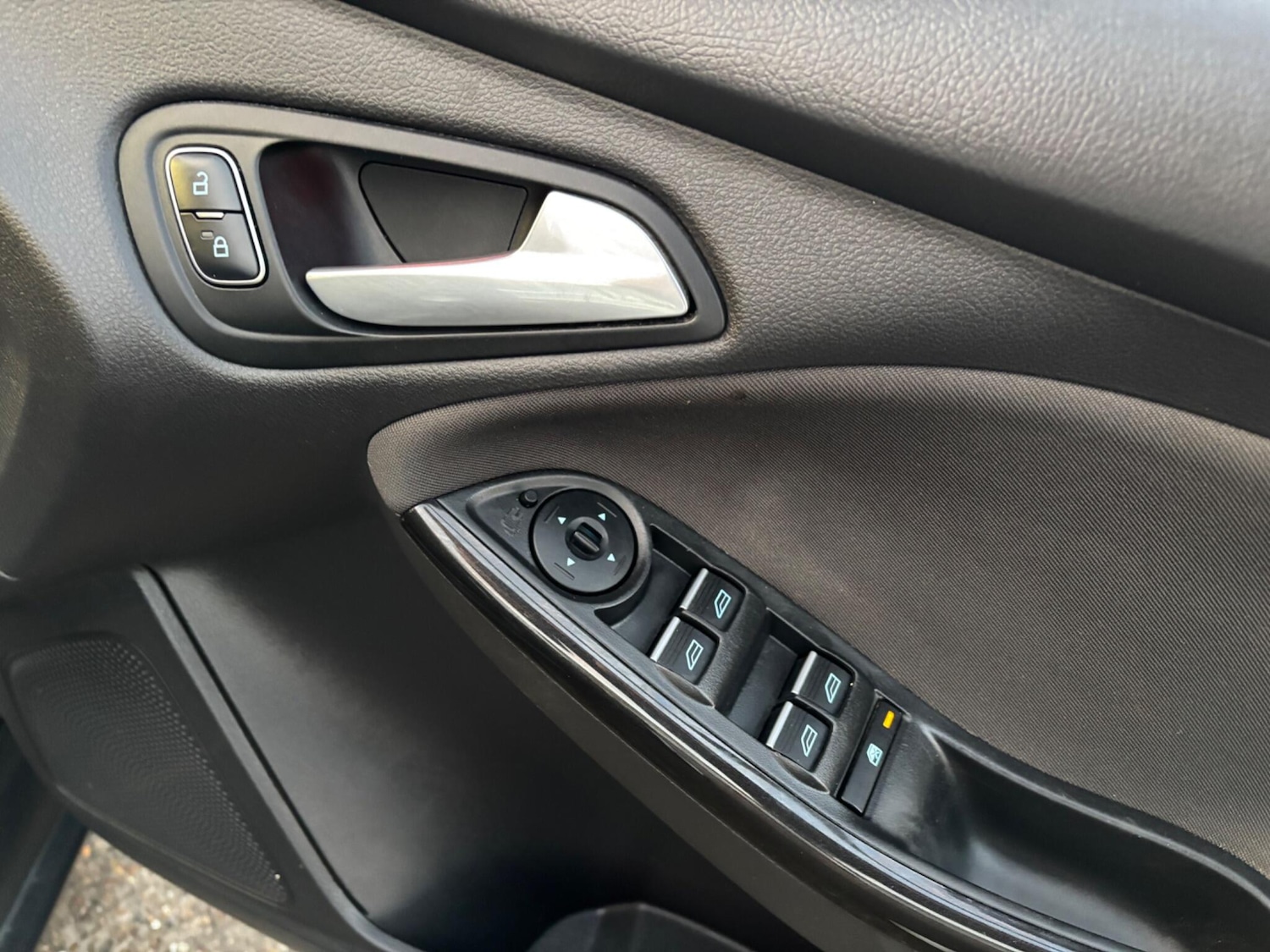 Used Ford Focus for sale - 76728197: Photo 17