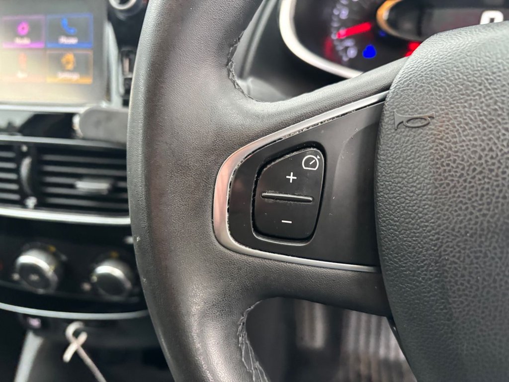Used Renault Clio 2018 for sale - 77302731: Photo 26