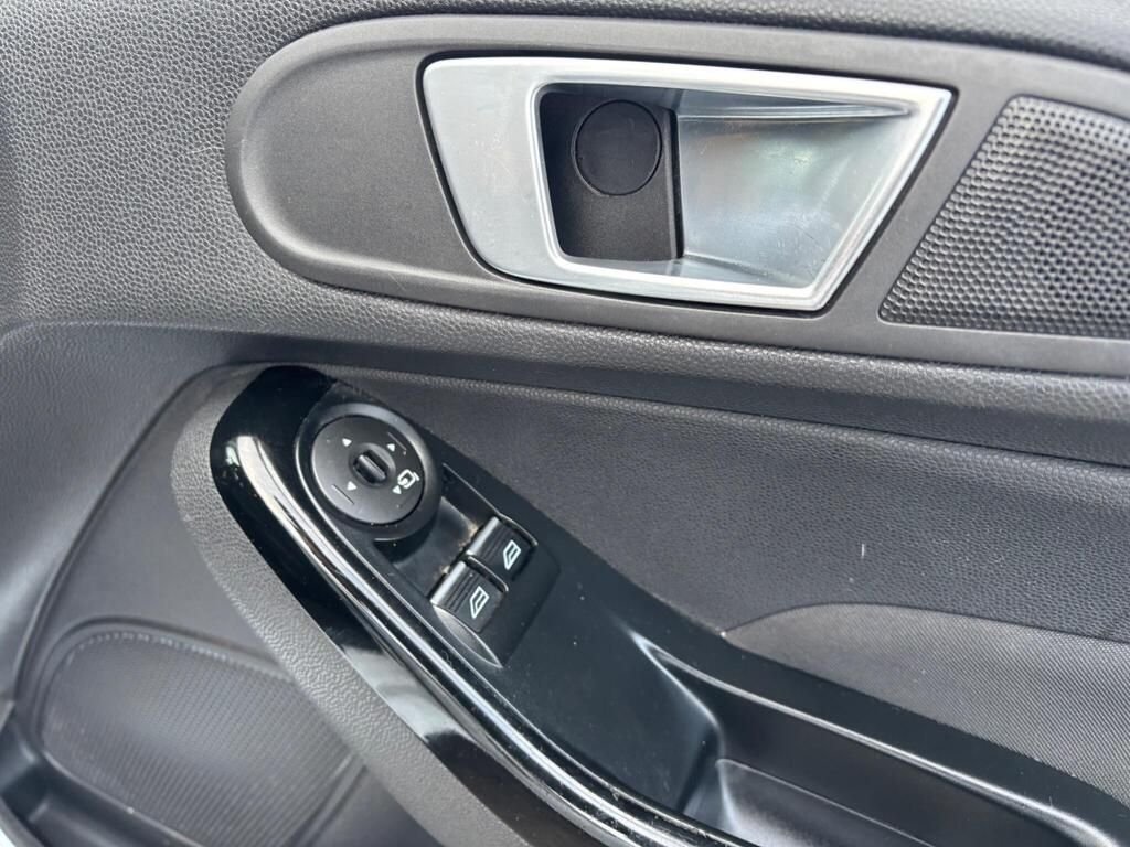 Used Ford Fiesta 2016 for sale - 76945379: Photo 14