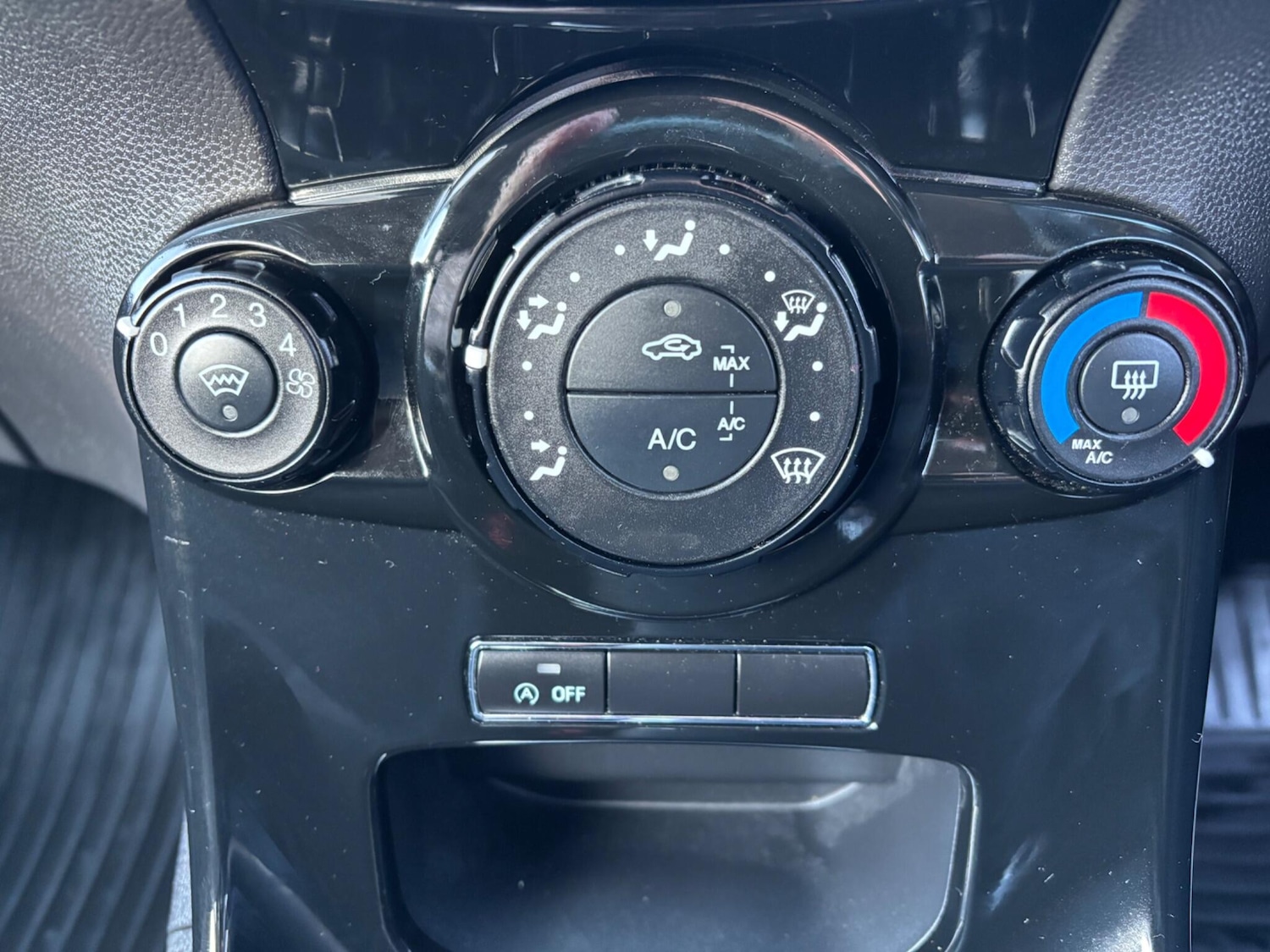 Used Ford Fiesta 2016 for sale - 76537668: Photo 26