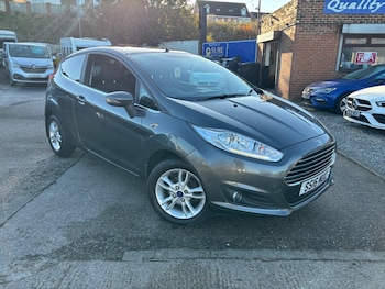 Used Ford Fiesta 2016 for sale - 76537668: Photo