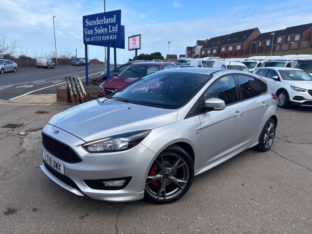 Used Ford Focus 2018 for sale - 77693111: Photo 1