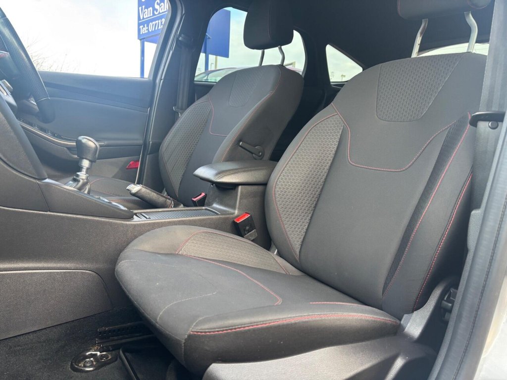 Used Ford Focus 2018 for sale - 77693111: Photo 18