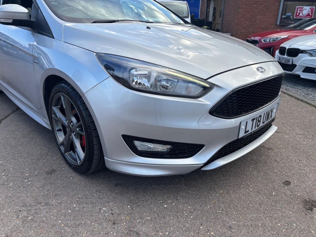 Used Ford Focus 2018 for sale - 77693111: Photo 4