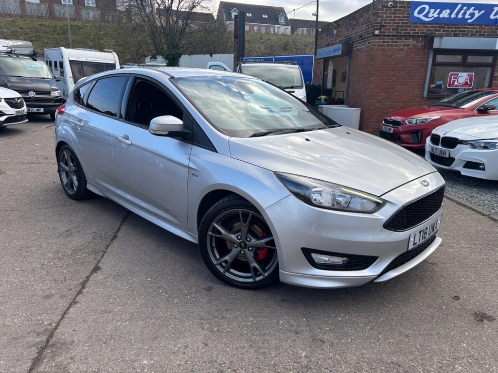 Used Ford Focus 2018 for sale - 77693111: Photo 5