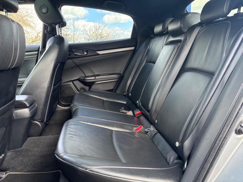 Used Honda Civic 2017 for sale - 78212555: Photo 19