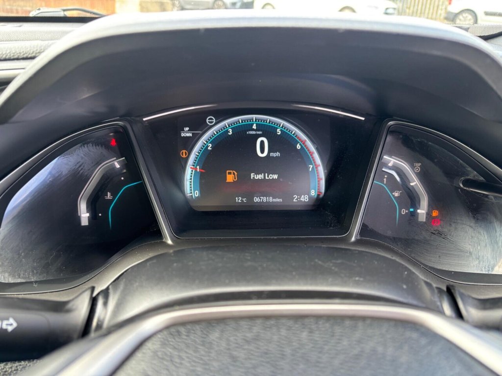 Used Honda Civic 2017 for sale - 78212555: Photo 40