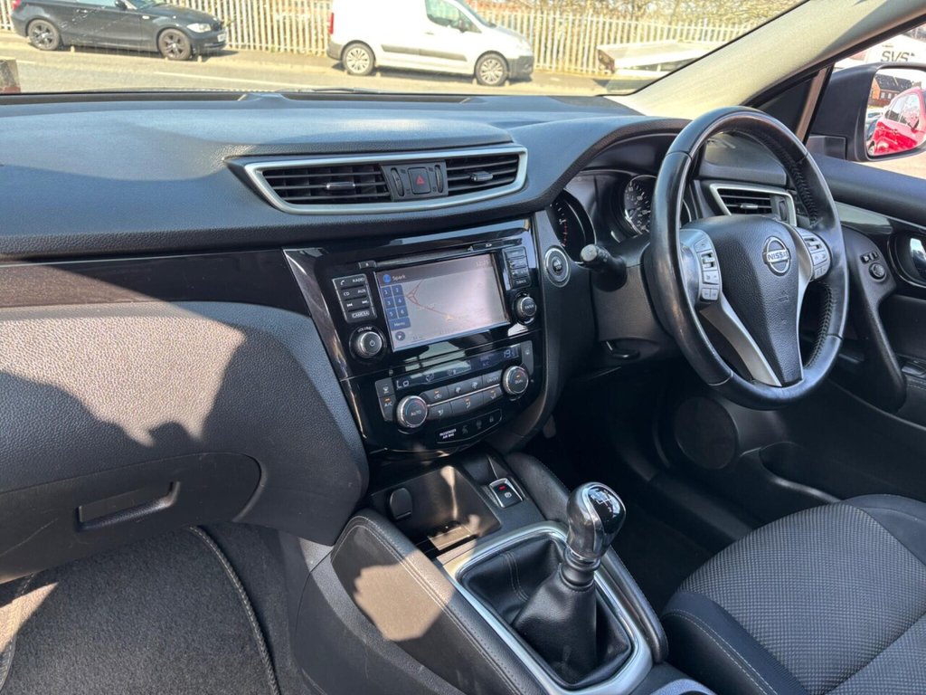 Used Nissan Qashqai 2015 for sale - 77976392: Photo 16