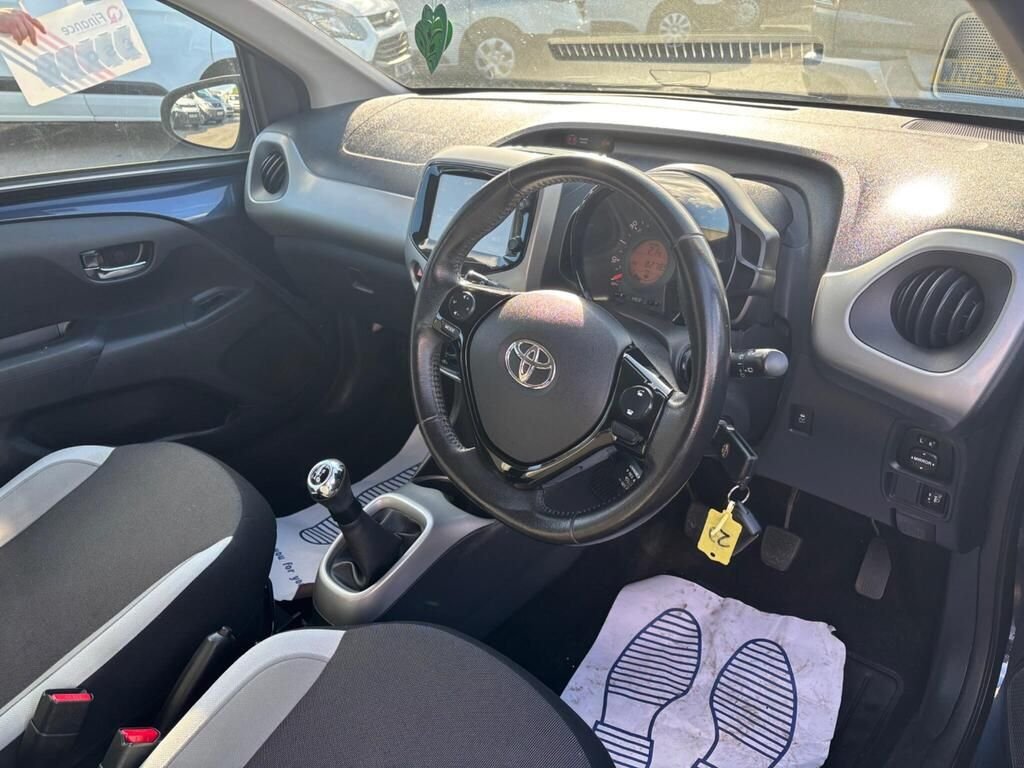 Used Toyota AYGO 2017 for sale - 76945341: Photo 10