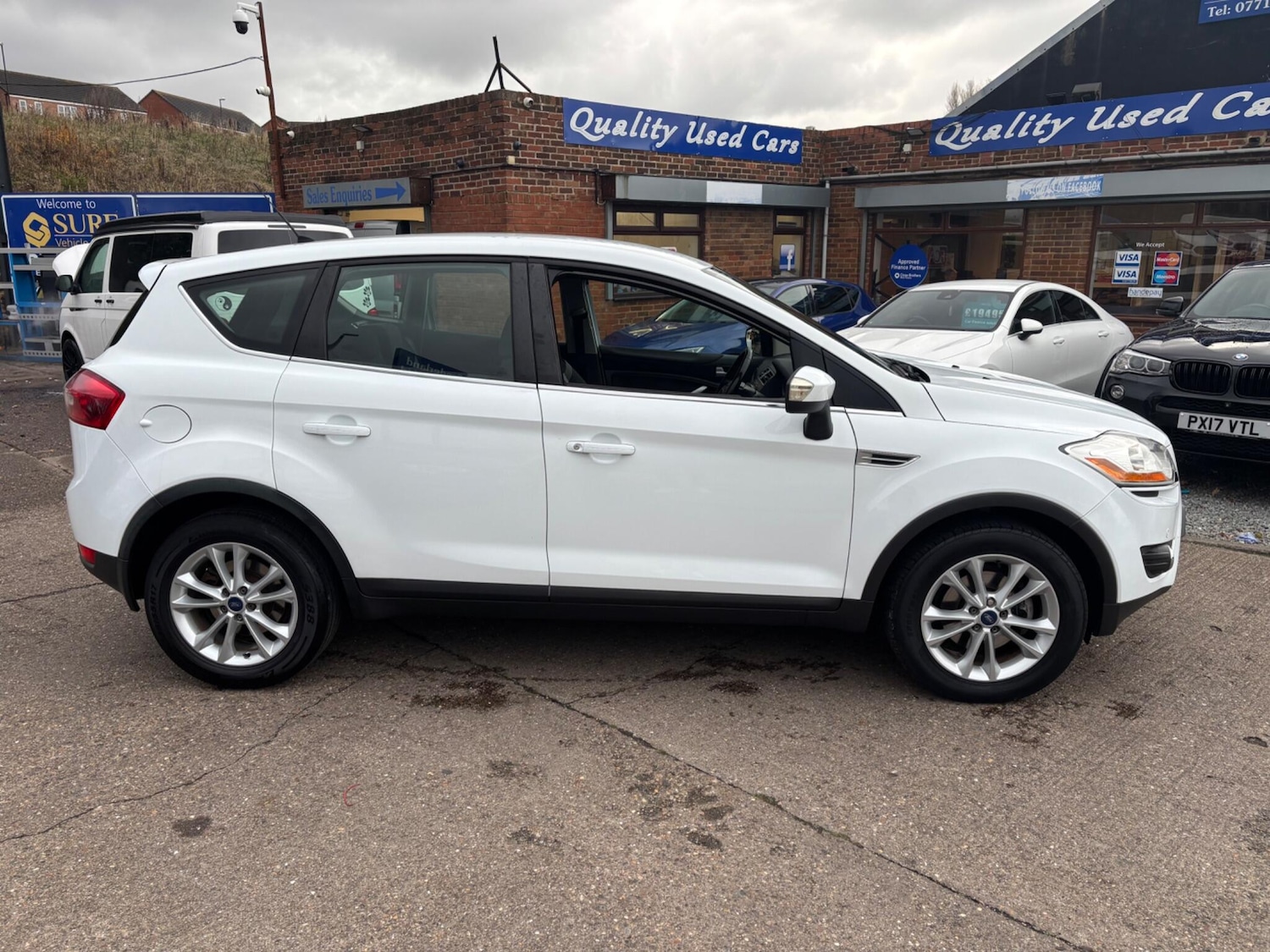Used Ford Kuga 2012 for sale - 76584383: Photo 2