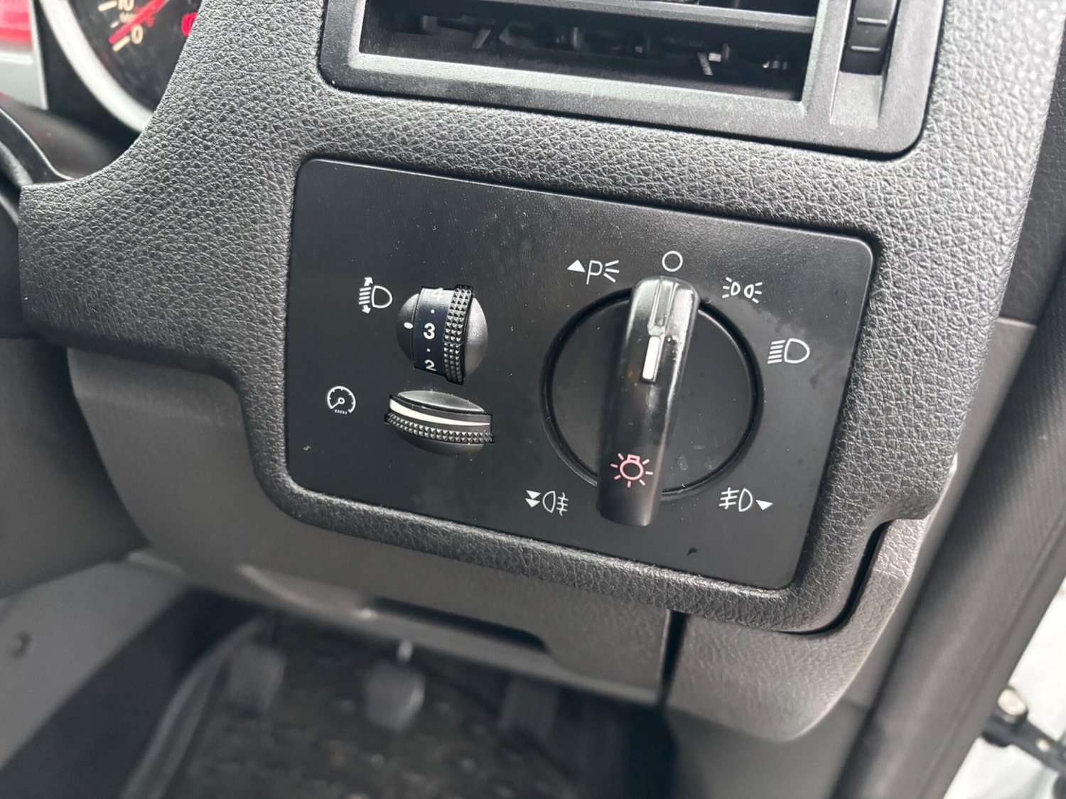 Used Ford Kuga 2012 for sale - 76584383: Photo 21