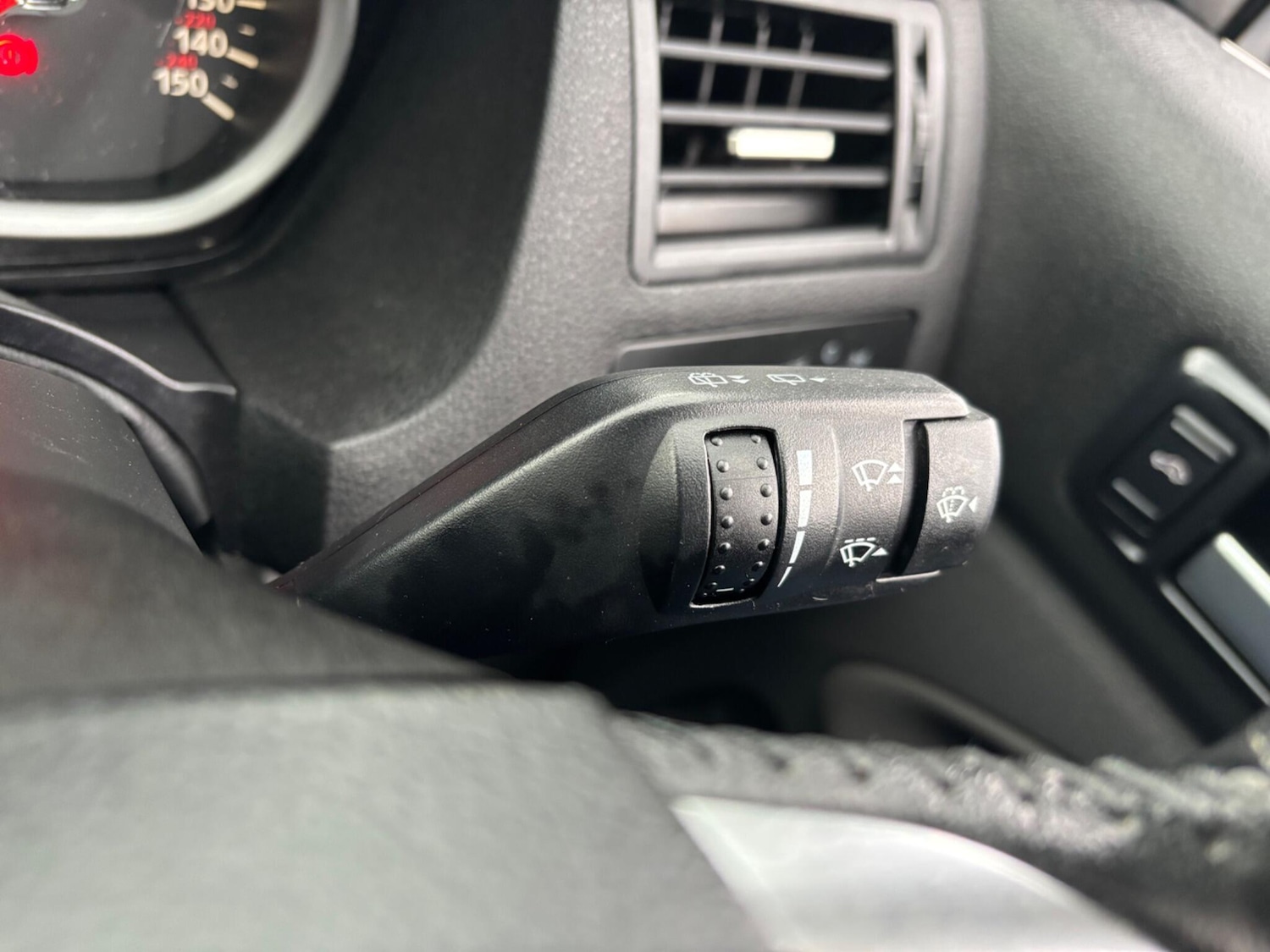 Used Ford Kuga 2012 for sale - 76584383: Photo 27