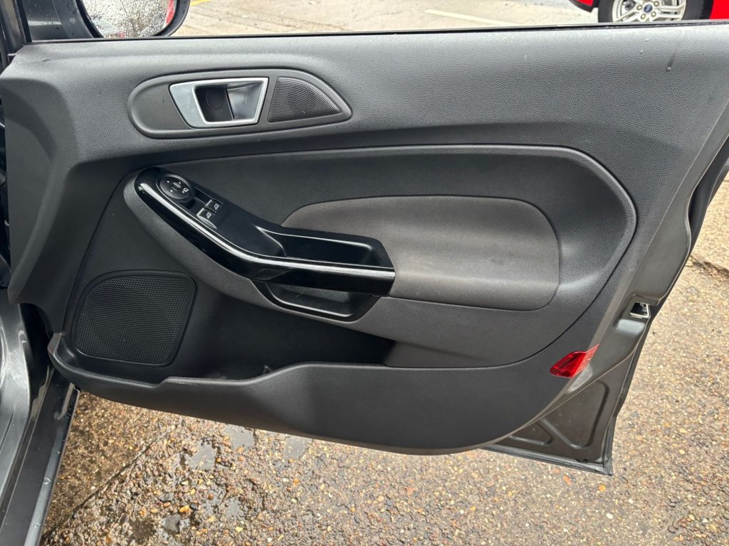 Used Ford Fiesta 2015 for sale - 77313642: Photo 16