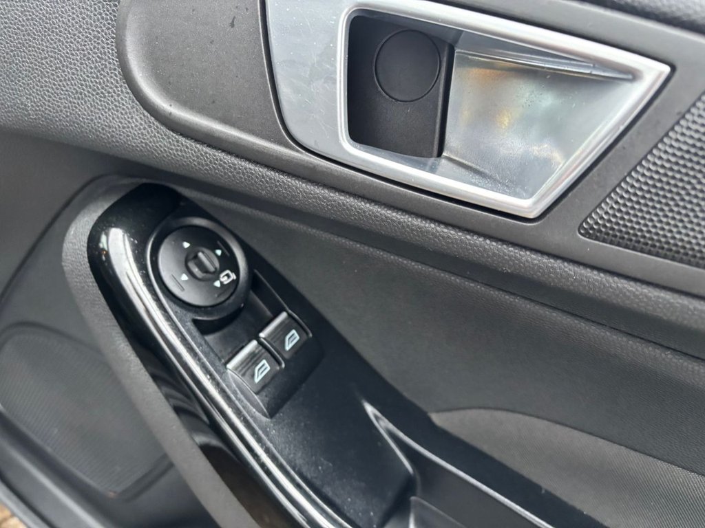 Used Ford Fiesta 2015 for sale - 77313642: Photo 17