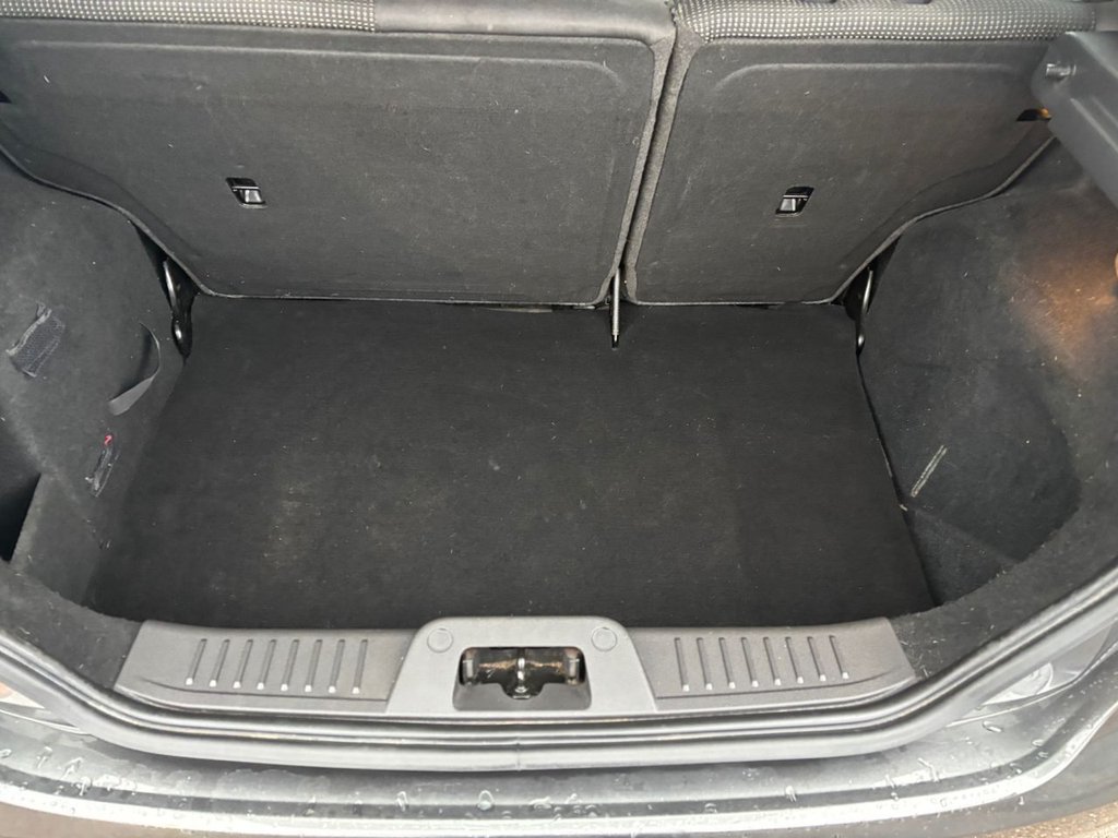 Used Ford Fiesta 2015 for sale - 77313642: Photo 21