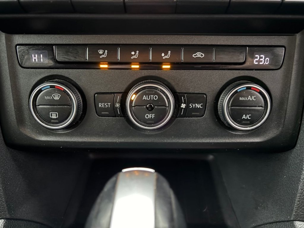 Used Volkswagen Amarok 2018 for sale - 77007530: Photo 36