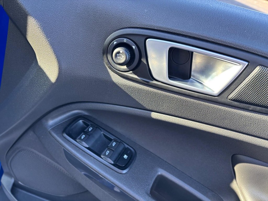 Used Ford Ecosport 2015 for sale - 77920093: Photo 17
