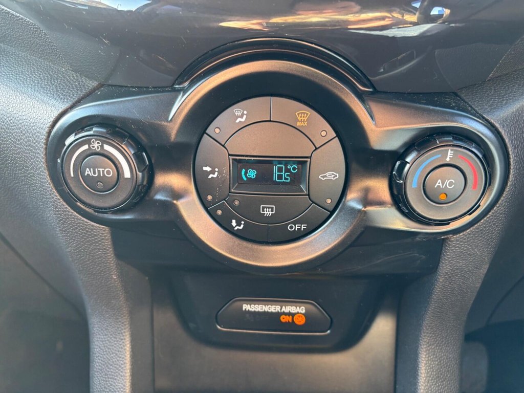 Used Ford Ecosport 2015 for sale - 77920093: Photo 29