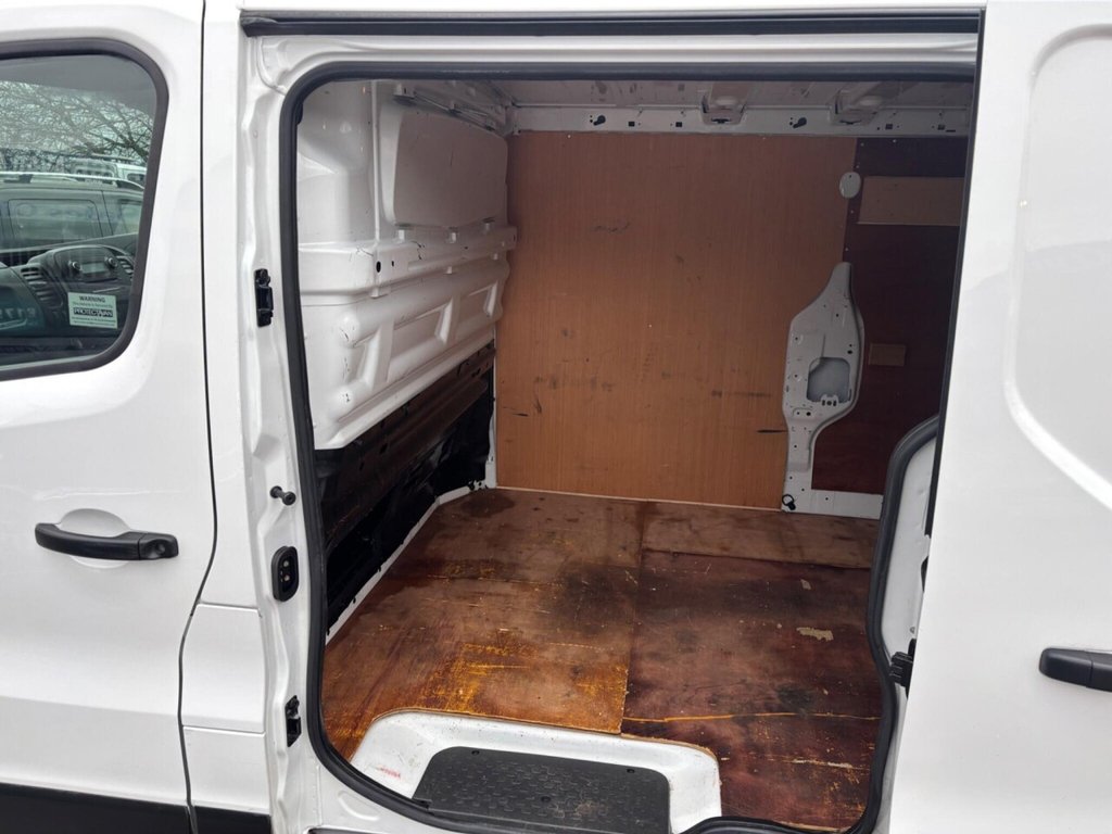 Used Vauxhall Vivaro 2019 for sale - 77631801: Photo 11